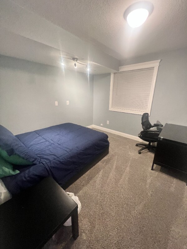 Foto principal - 3804 Brighton Dr