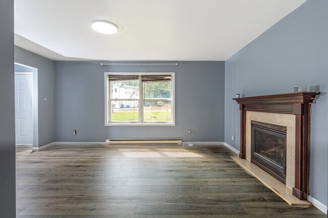 Building Photo - 9155 Brandywine Dr