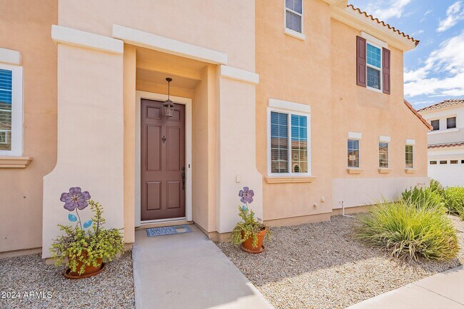 Foto del edificio - 445 W Mountain Sage Dr