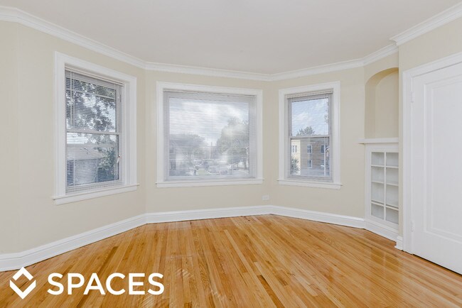 Foto del edificio - 2959 N Kenneth Ave