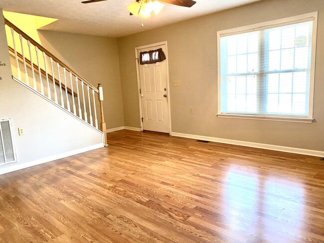 Living room - 199 Leo Ln