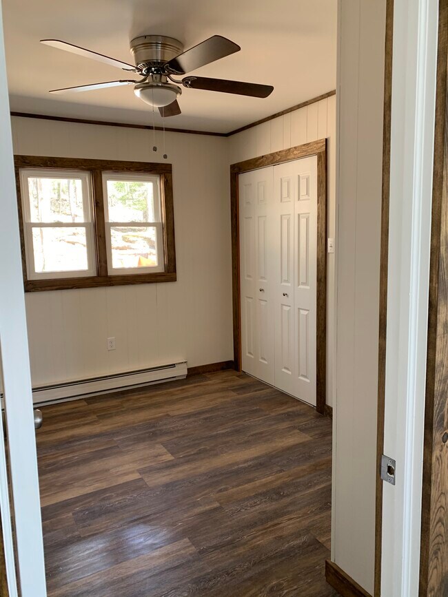 Building Photo - 105 Cypress Dr