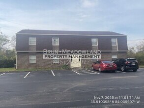 Building Photo - 8721 Gleason Dr