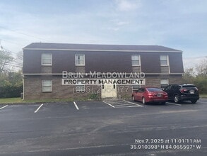 Building Photo - 8721 Gleason Dr