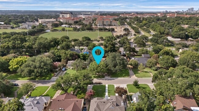 Building Photo - 3414 Westcliff Rd S