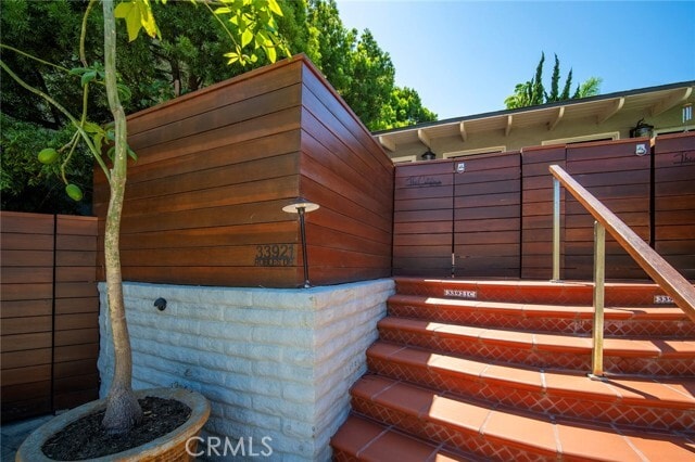 Building Photo - 33921 Robles Dr
