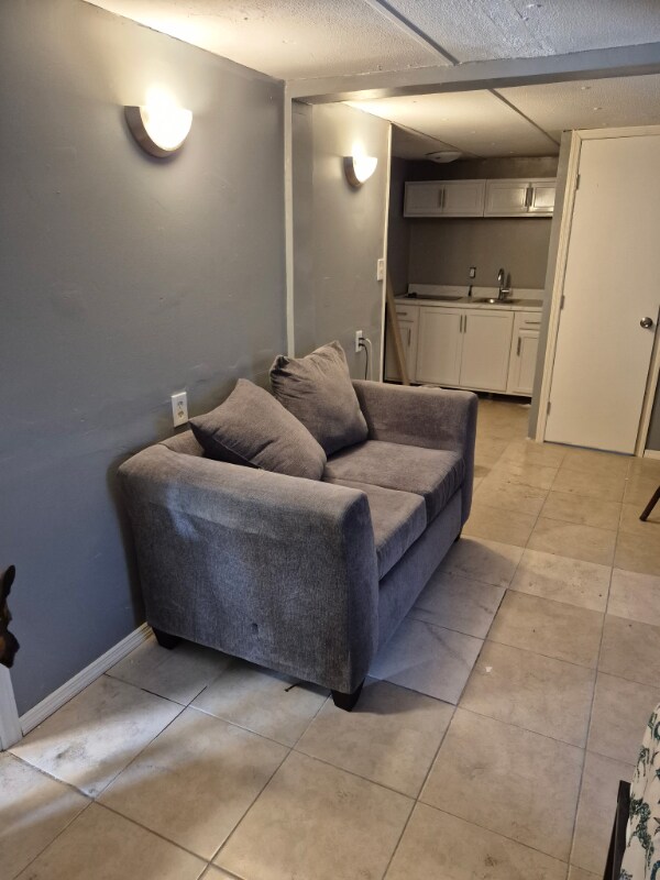 Foto del edificio - 11430 Rohrman Rd