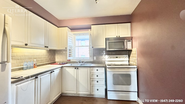 Building Photo - 459 Beechwood Pl