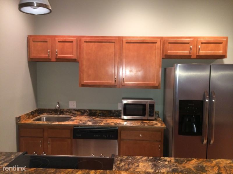 Foto principal - 1485 McFarland Rd