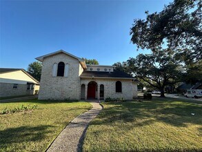 Building Photo - 13919 Baytree Dr