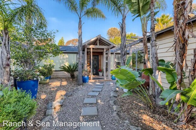 Building Photo - 2 br, 2 bath House - 2459 Tuttle St