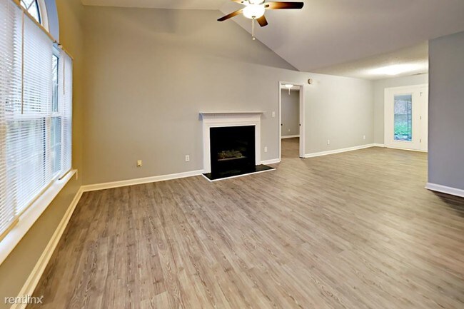 Foto del edificio - 3722 Hunters Run Ln