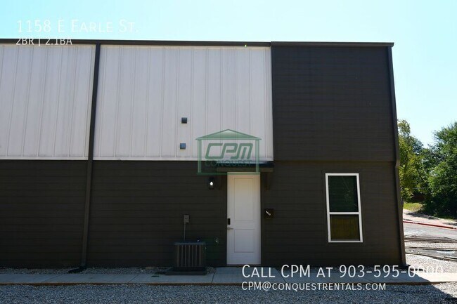 Building Photo - 1158 E Earle St