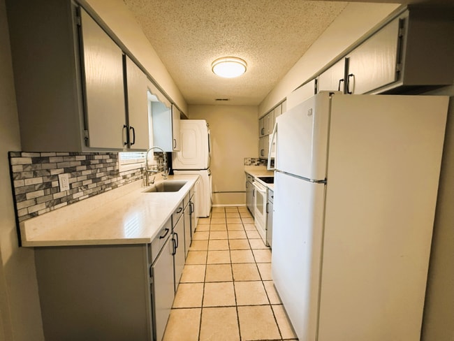 Foto del edificio - 525 N Elder St