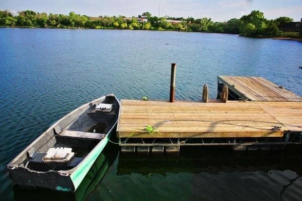 Public Dock - Kingston Cove Apartments