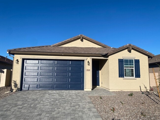 Building Photo - MOVE IN SPECIAL! Beautiful Newer Build 3 Bed/2 Bath with Den in Rancho Cabrillo