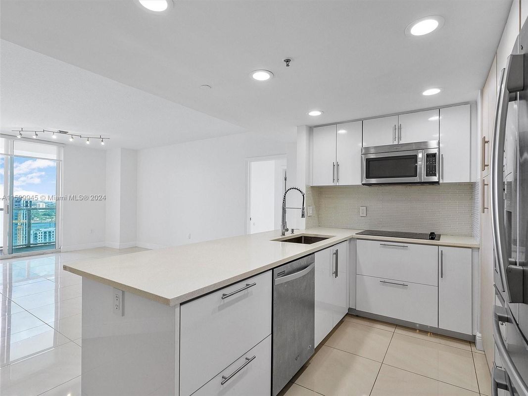 Foto del edificio - 1250 S Miami Ave