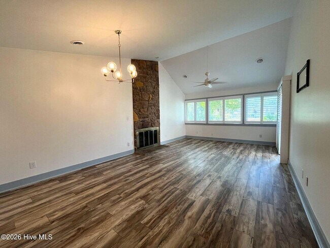 Foto del edificio - 125 Mallard Cove