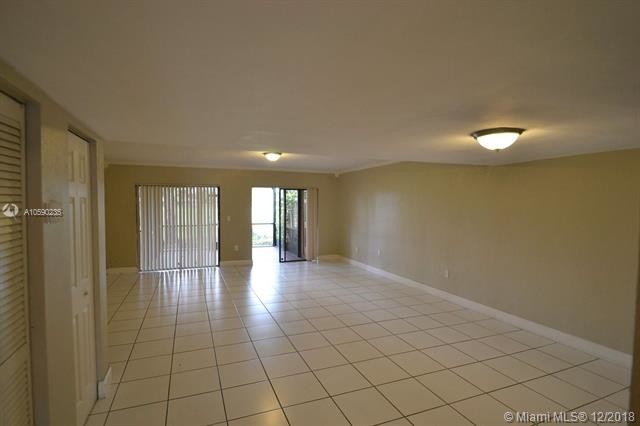 Foto del edificio - 19352 Bob-O-Link Dr