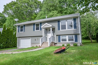 Building Photo - 49 Tudor Ln