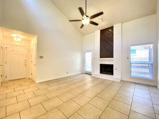 Foto del edificio - 2 Bedroom/2 Bath Whisper Creek Subdivision