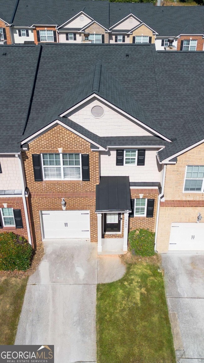 Building Photo - 3090 Branham Dr