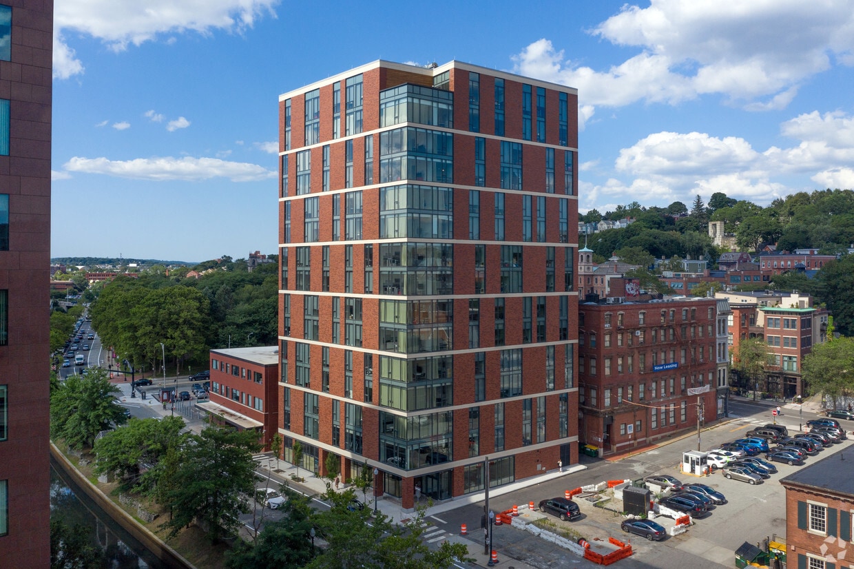 FOUND Study College Hill Apartments 169 Canal St Providence, RI