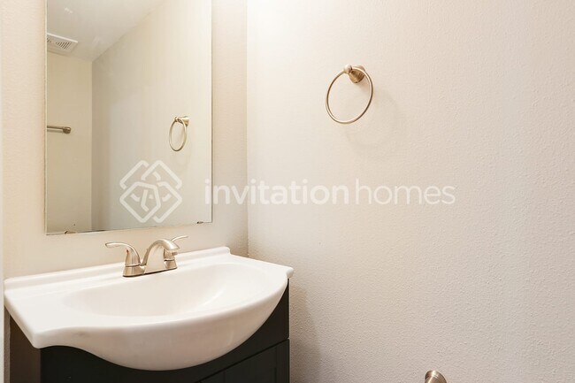Foto del edificio - 11424 Ivy Flower Loop