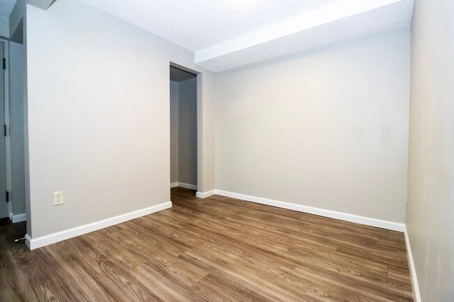 Building Photo - Two bedroom apartment