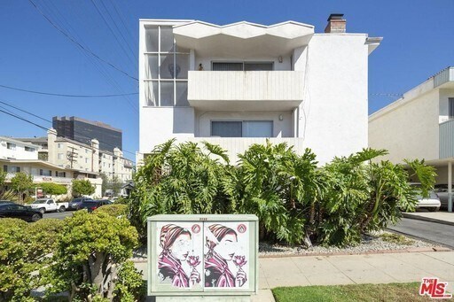Foto del edificio - 1005 S Barrington Ave