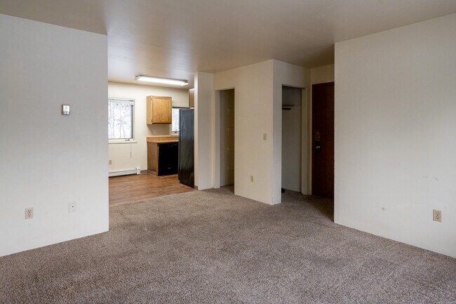 Building Photo - 4772 Glasgow Dr