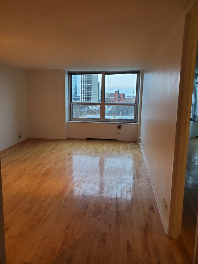 Building Photo - 720 W Gordon Terrace