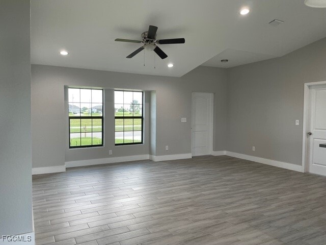 Building Photo - 321 Kismet Pkwy W