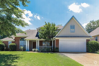 Building Photo - 6365 Gardener Cove