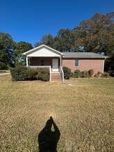 Building Photo - 802 W Parker Rd