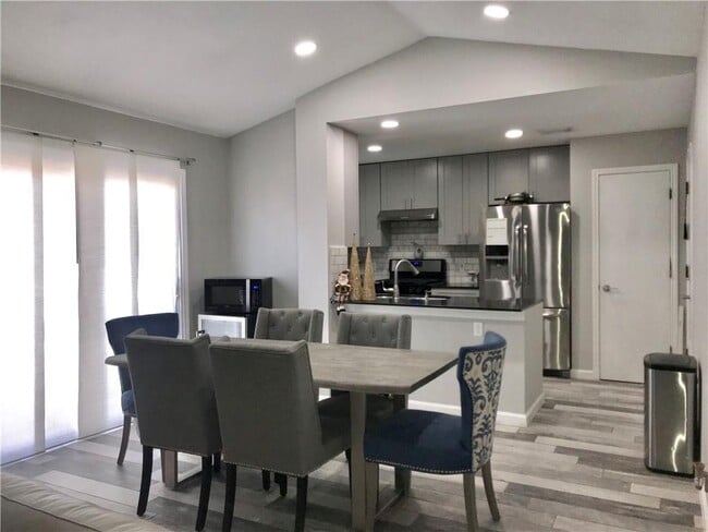 Foto del edificio - 2306 Patsy Pkwy