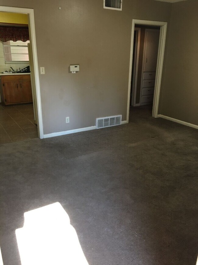 Foto del edificio - 410-412 S Blair St