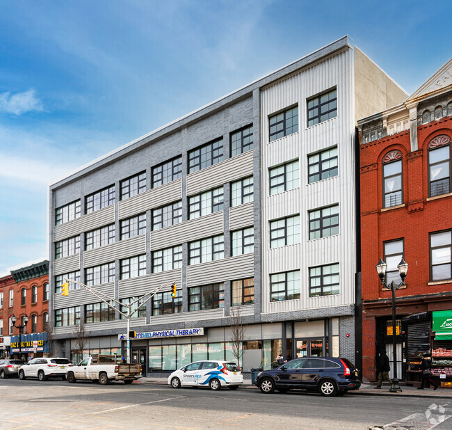 Foto del edificio - The Fairmount at McGinley