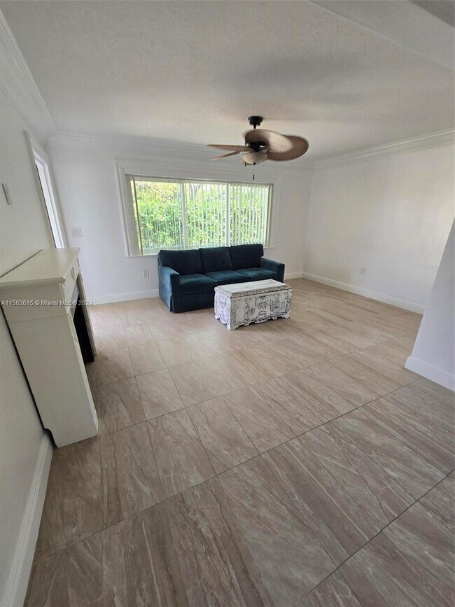 Foto del edificio - 612 NW 16th St