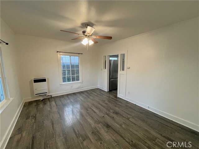 Foto del edificio - 1588 W 37th St