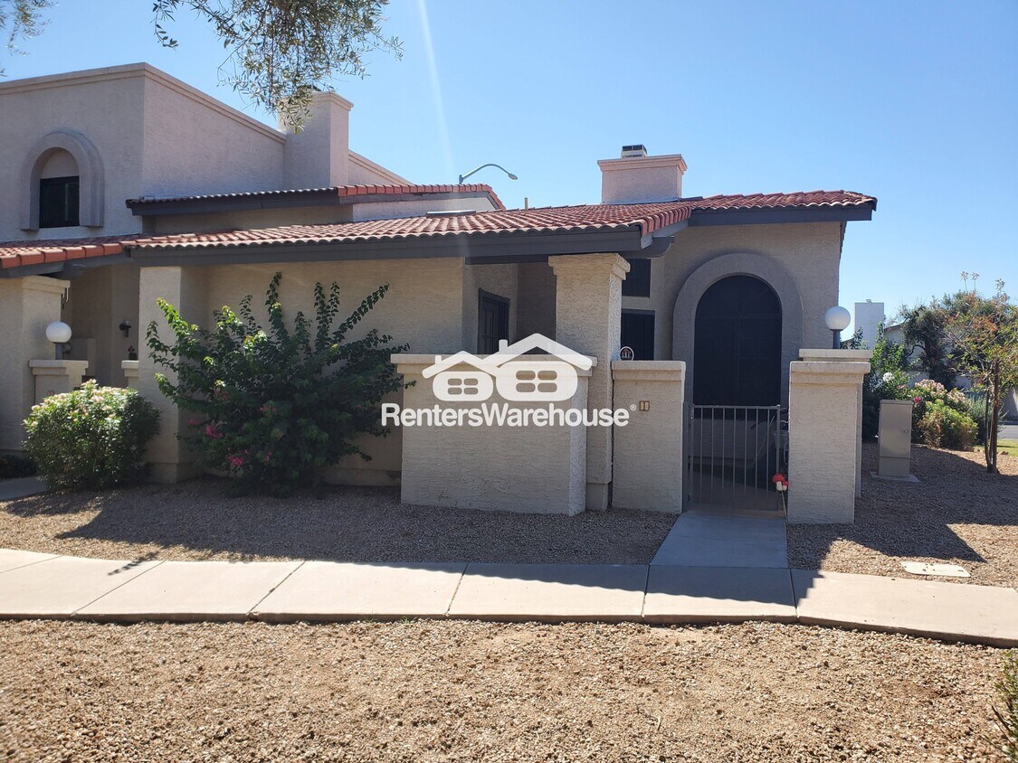 Primary Photo - 1718 S Longmore