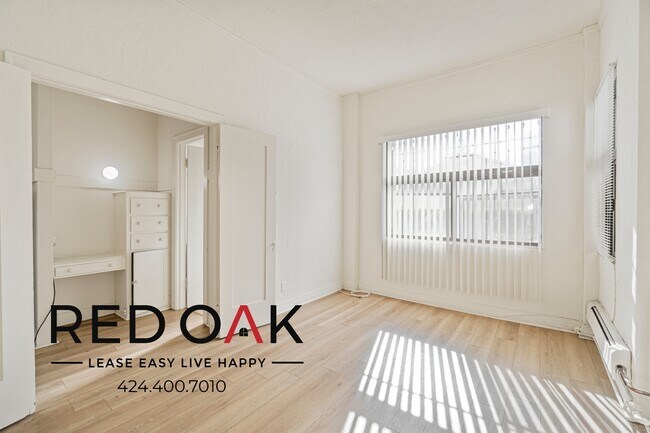 Foto del edificio - ~1 Month FREE~ Cozy Bachelor with Beautifu...