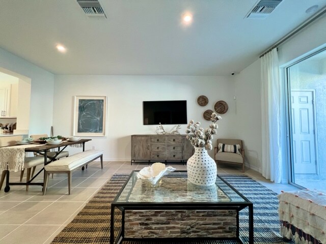 Foto del edificio - 6240 Fairmont Ln