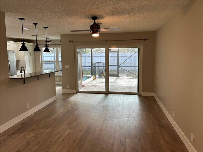 Foto del edificio - 7430 Ashley Shores Cir