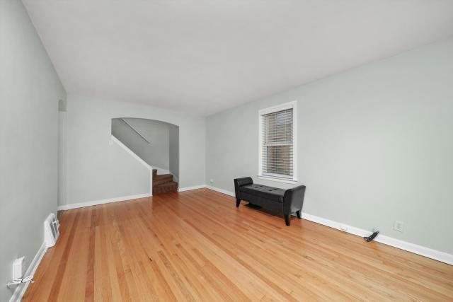 Building Photo - 4 bedroom in Chicago IL 60617