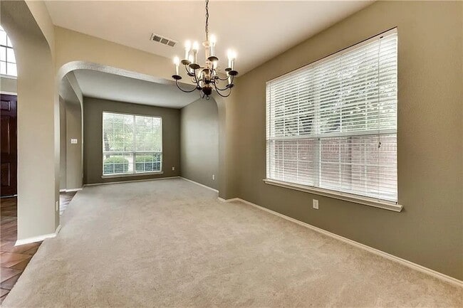 Building Photo - 9304 Regal Oaks Dr