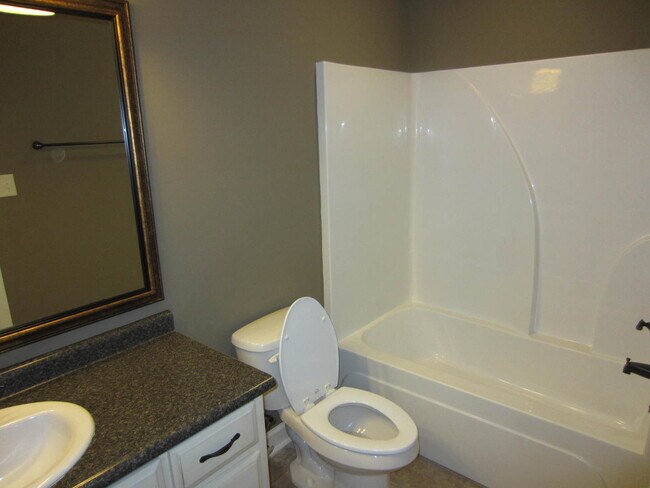 Foto del edificio - Beautiful home in the Nelson Hill Subdivision