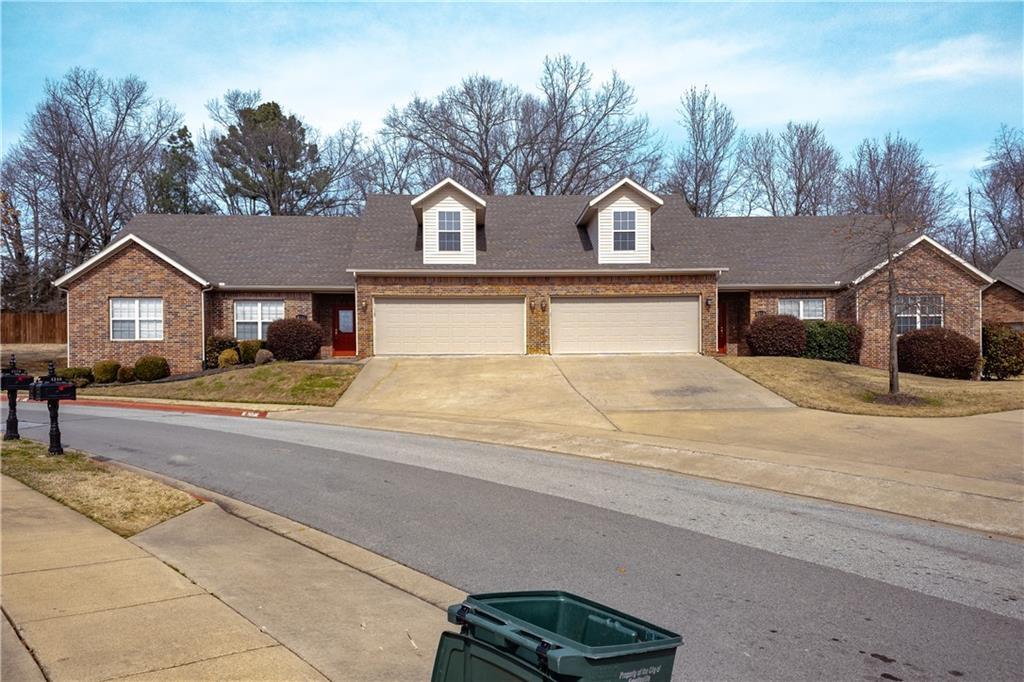 Building Photo - 4252 N Zion Valley Dr