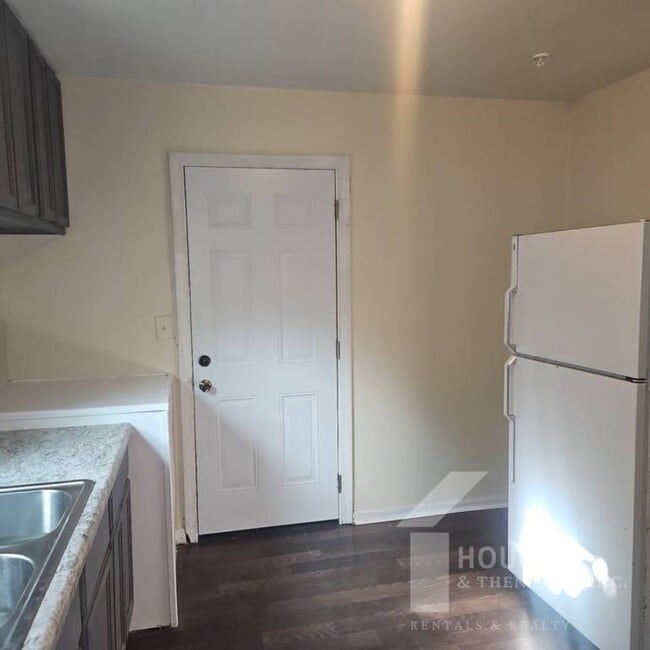 Foto del edificio - 44 Bagwell Cir