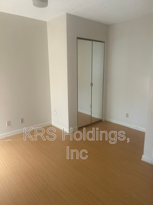 Foto del edificio - 1384B Hunters Ridge